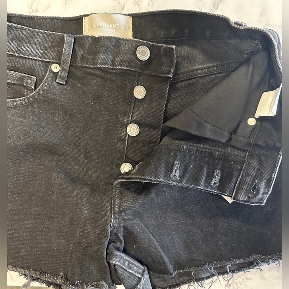 Everlane-The Cheeky Denim Short - Picture 4 of 6
